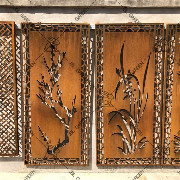 Branches Garden Screen