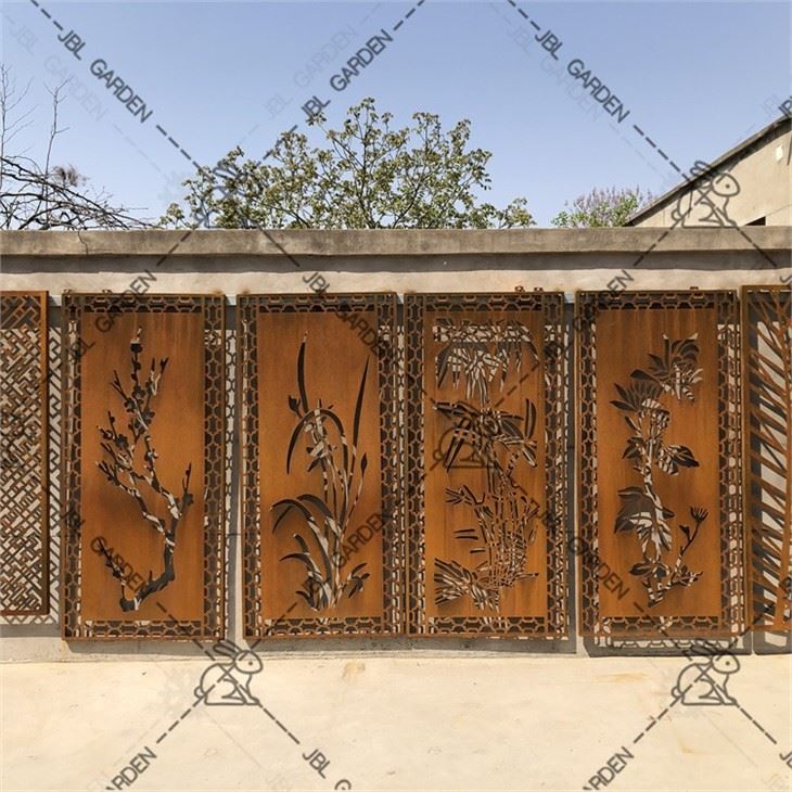 Corten Steel Decorative Screen With Stand