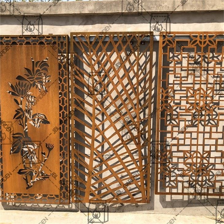 Screens And Panels With Free Standing