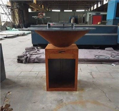 Nagy rozsdás Corten fém BBQ Grill