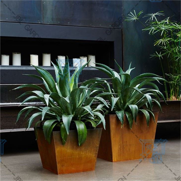 Veradek Metallic sorozatú Corten acél fesztávolságú vetőgép
