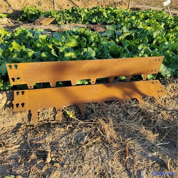 Weather-resistant And Maintenance-free Landscape Edging