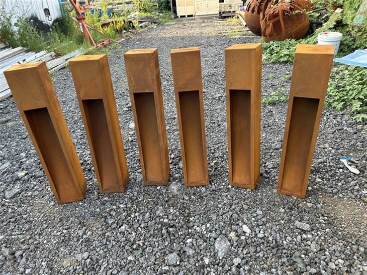 What Are Bollard Lights