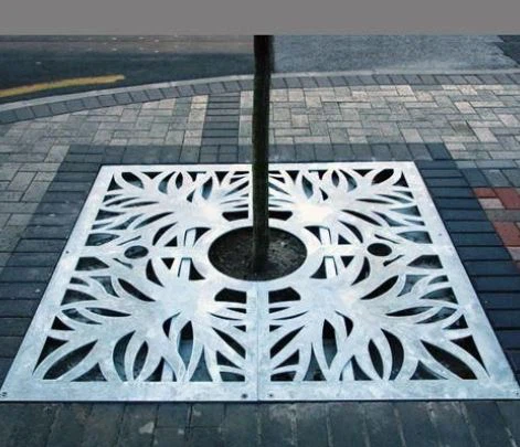 Circular Tree Grating & Guard