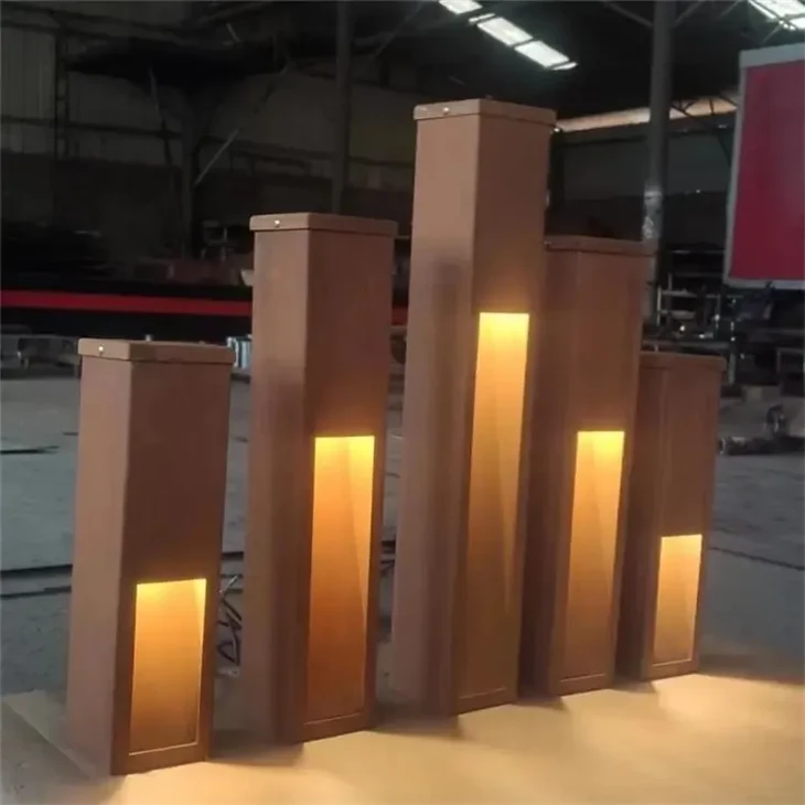 Outdoor Lamp Post