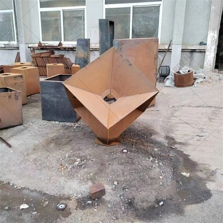 Outdoor Large Garden Sculptures