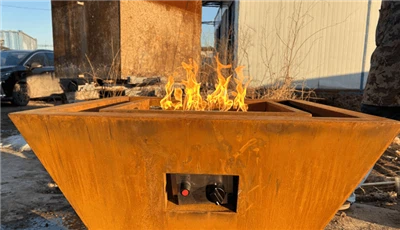 Rozsdás színű kerti gáz propán tűzgödör asztal