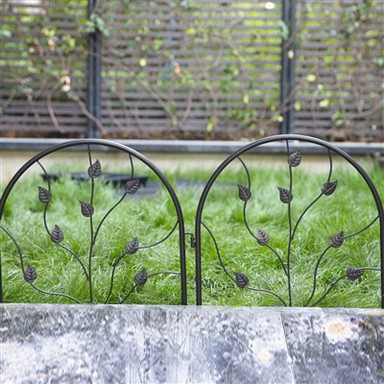 Virágágyás drótszelvény kerítés